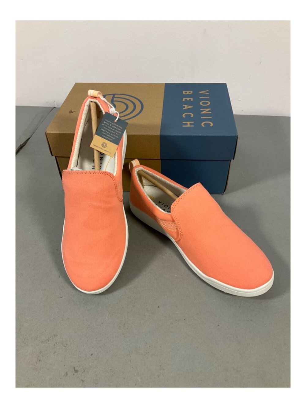 Vionic Beach Marshall Slip-On Canvas Sneakers, Women's Size 8M, Papaya